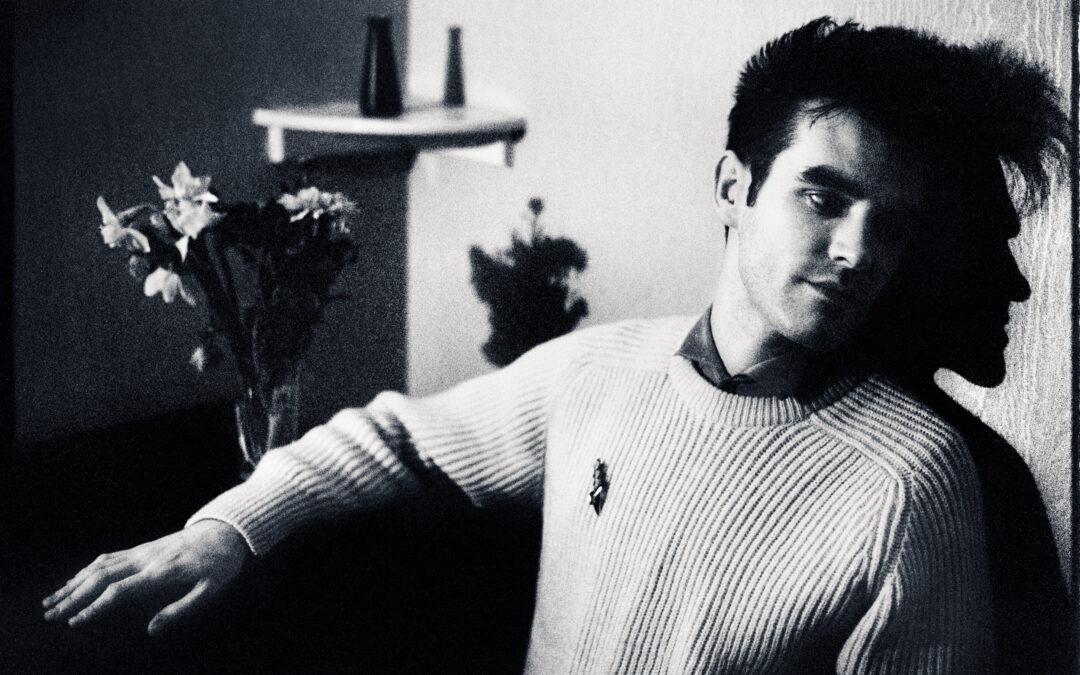 Vinyl – This charming man